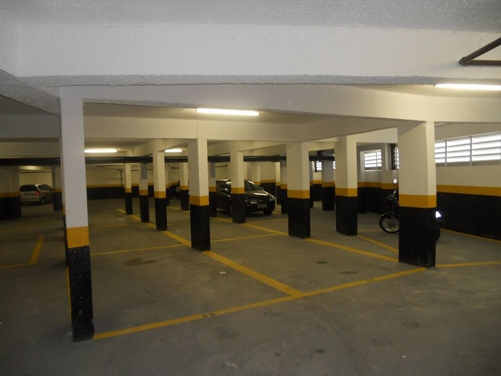Apartamento para alugar com 3 quartos, 115m² - Foto 2