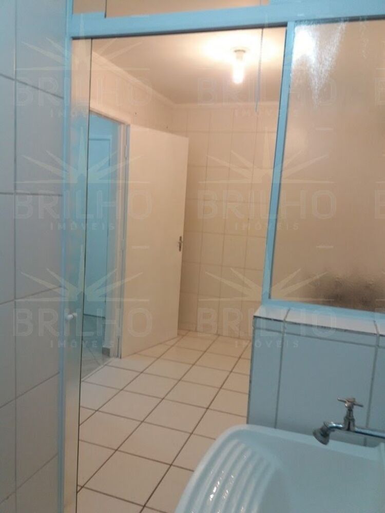 Apartamento para alugar com 2 quartos, 50m² - Foto 16