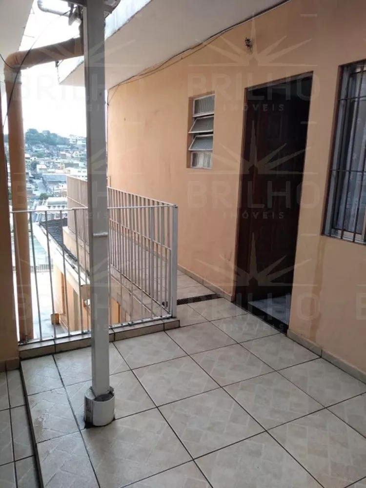 Sobrado à venda com 2 quartos, 300m² - Foto 5