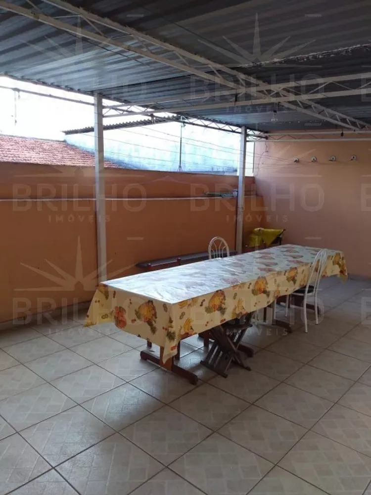 Sobrado à venda com 2 quartos, 300m² - Foto 7