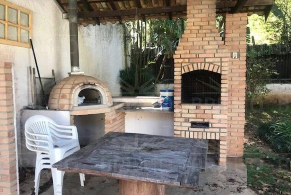 Casa de Condomínio à venda e aluguel com 4 quartos, 300m² - Foto 5