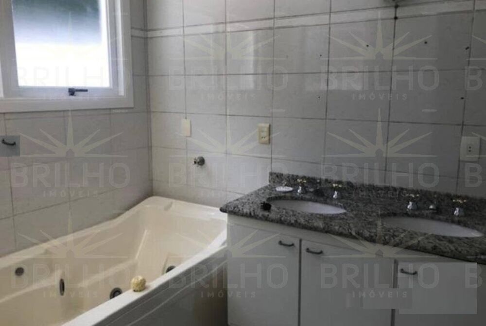 Casa de Condomínio à venda e aluguel com 4 quartos, 300m² - Foto 13