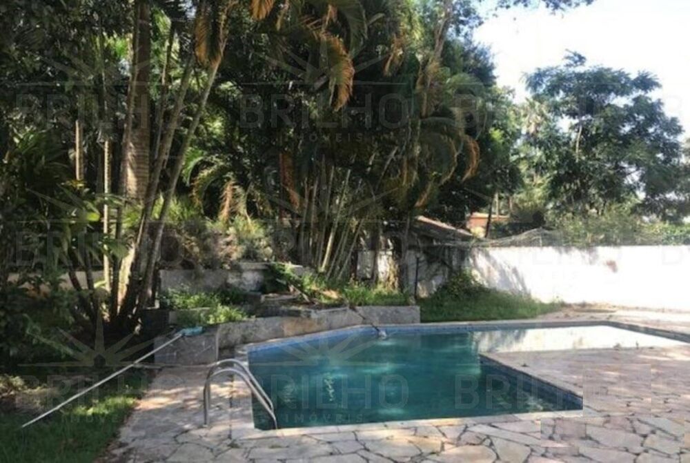 Casa de Condomínio à venda e aluguel com 4 quartos, 300m² - Foto 3