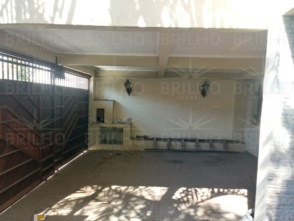 Sobrado à venda e aluguel com 5 quartos, 280m² - Foto 1