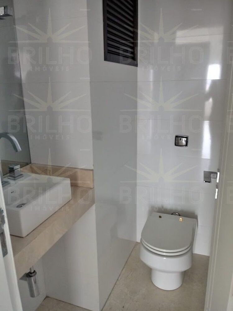 Apartamento para alugar com 4 quartos, 245m² - Foto 13