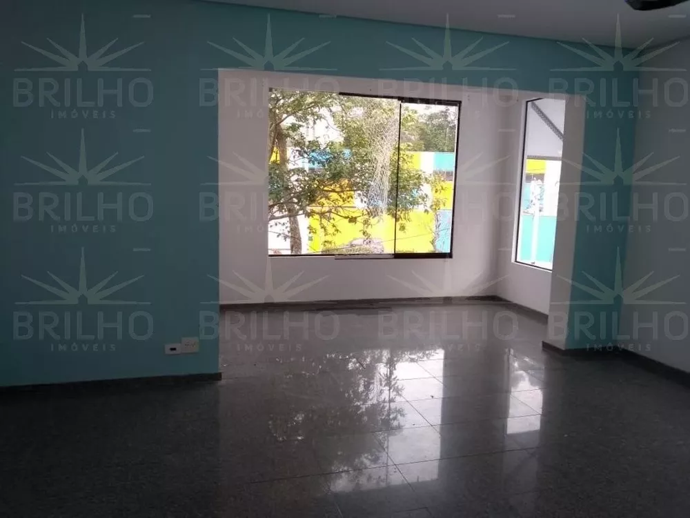 Sobrado à venda e aluguel com 3 quartos, 300m² - Foto 4