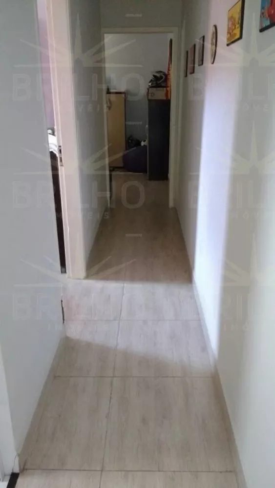 Casa à venda com 2 quartos, 125m² - Foto 4