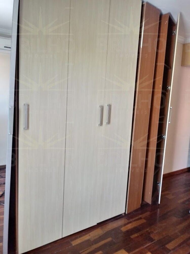 Sobrado à venda com 3 quartos, 230m² - Foto 2