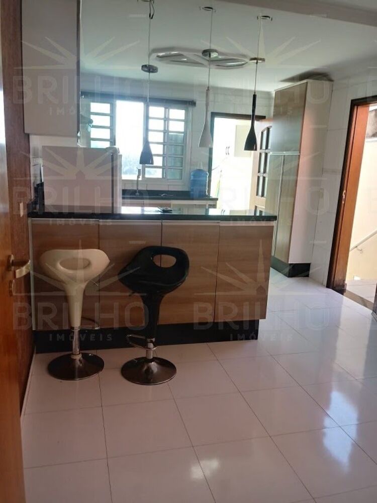 Sobrado à venda com 3 quartos, 230m² - Foto 7