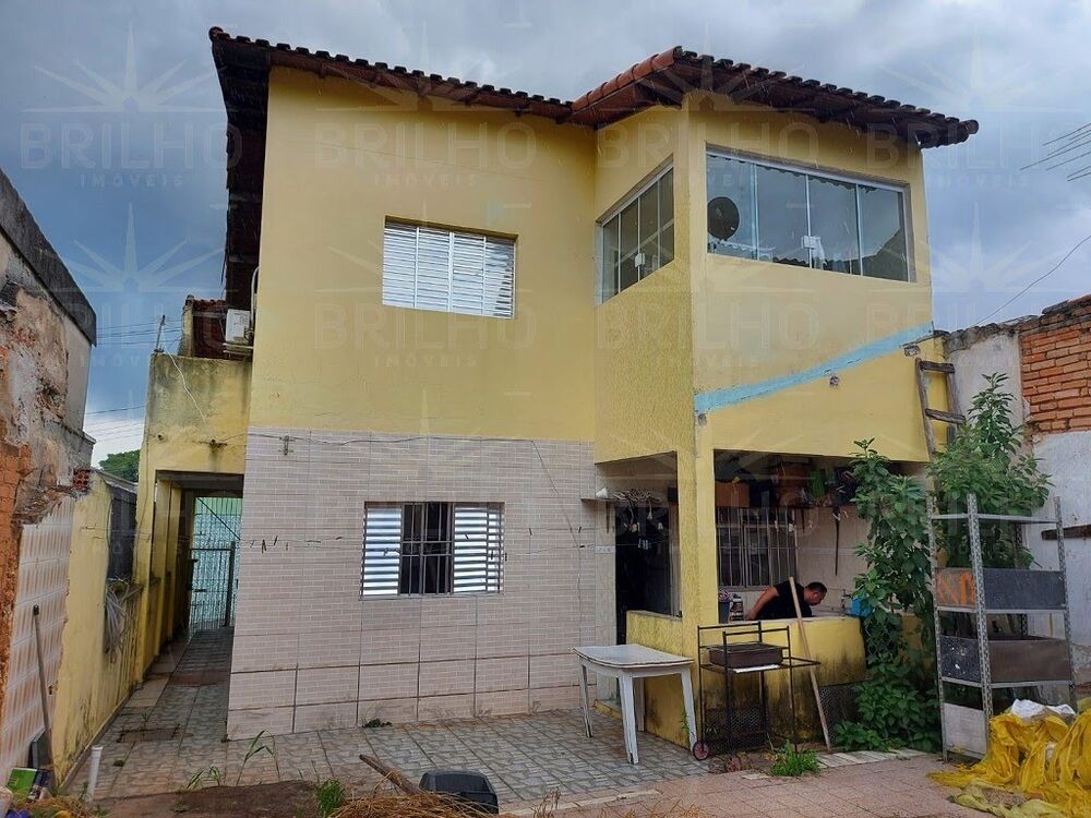 Casa, 2 quartos, 184 m² - Foto 1