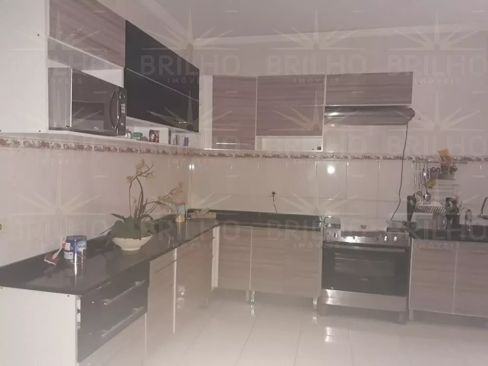 Sobrado à venda com 3 quartos, 125m² - Foto 3