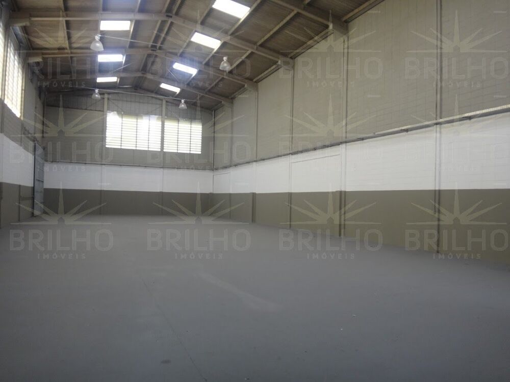 Depósito-Galpão-Armazém para alugar, 680m² - Foto 4