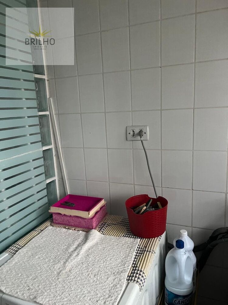 Apartamento à venda com 2 quartos, 65m² - Foto 17