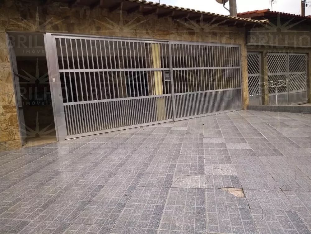 Casa para alugar com 3 quartos, 125m² - Foto 1