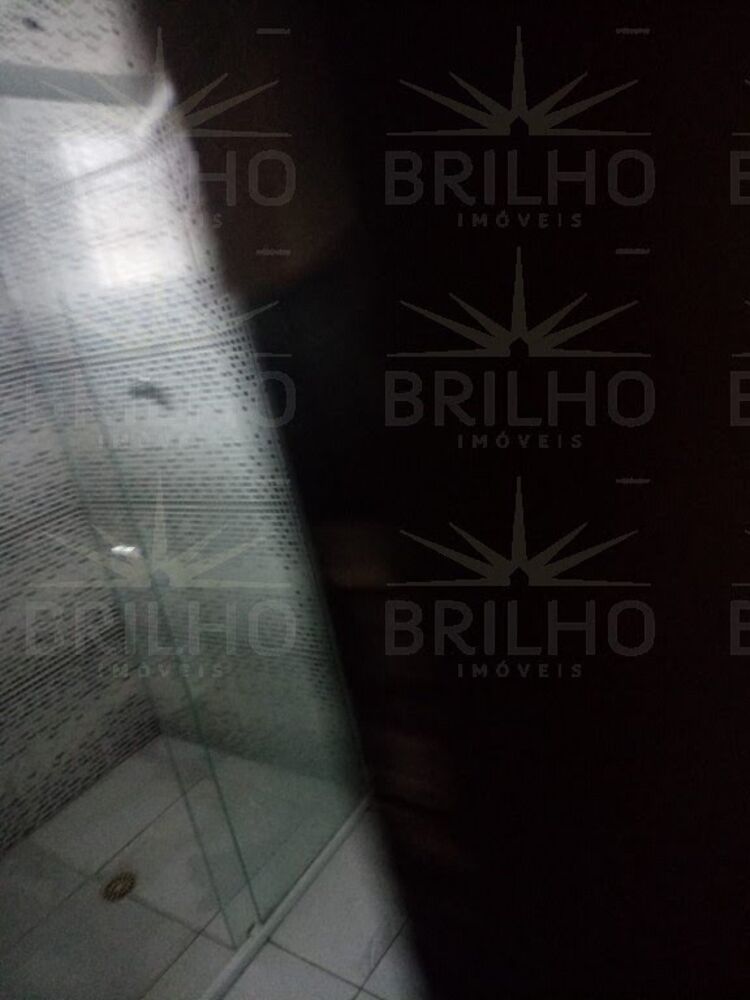 Casa para alugar com 2 quartos, 65m² - Foto 9
