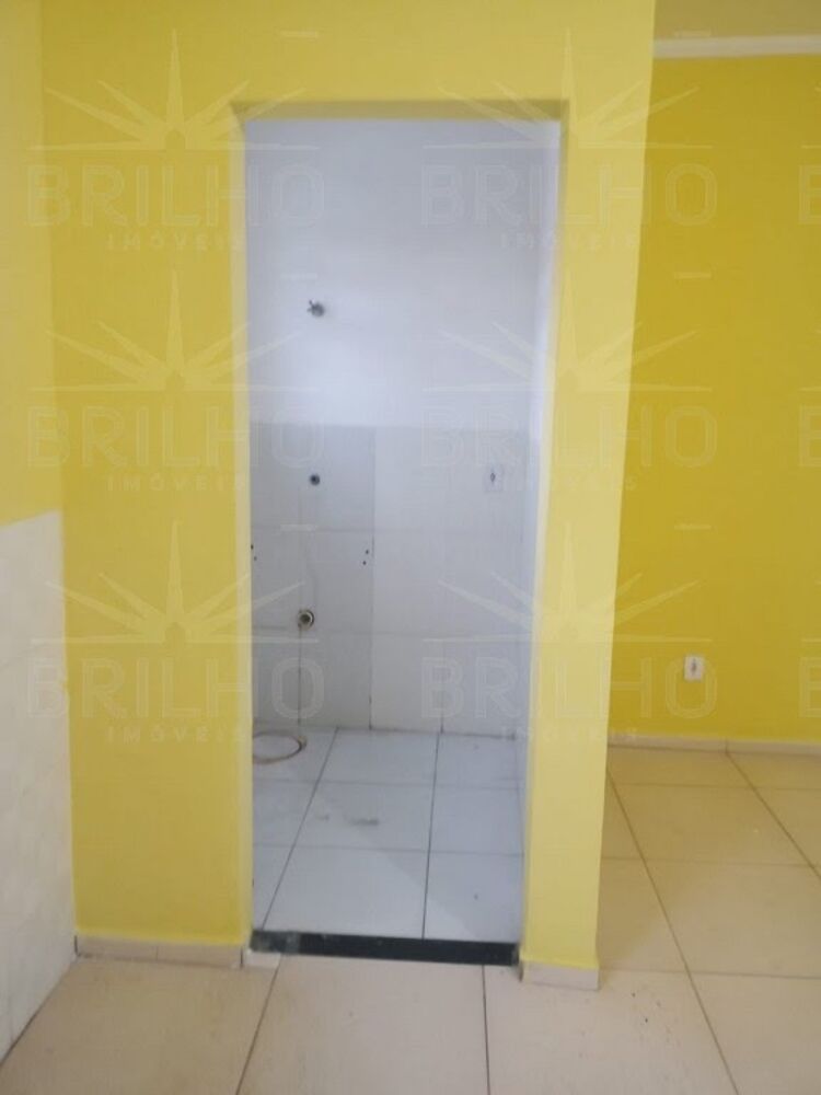 Casa para alugar com 2 quartos, 65m² - Foto 5