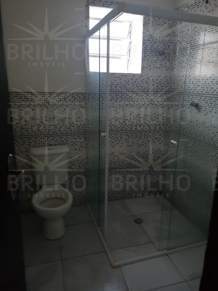 Casa para alugar com 2 quartos, 65m² - Foto 4