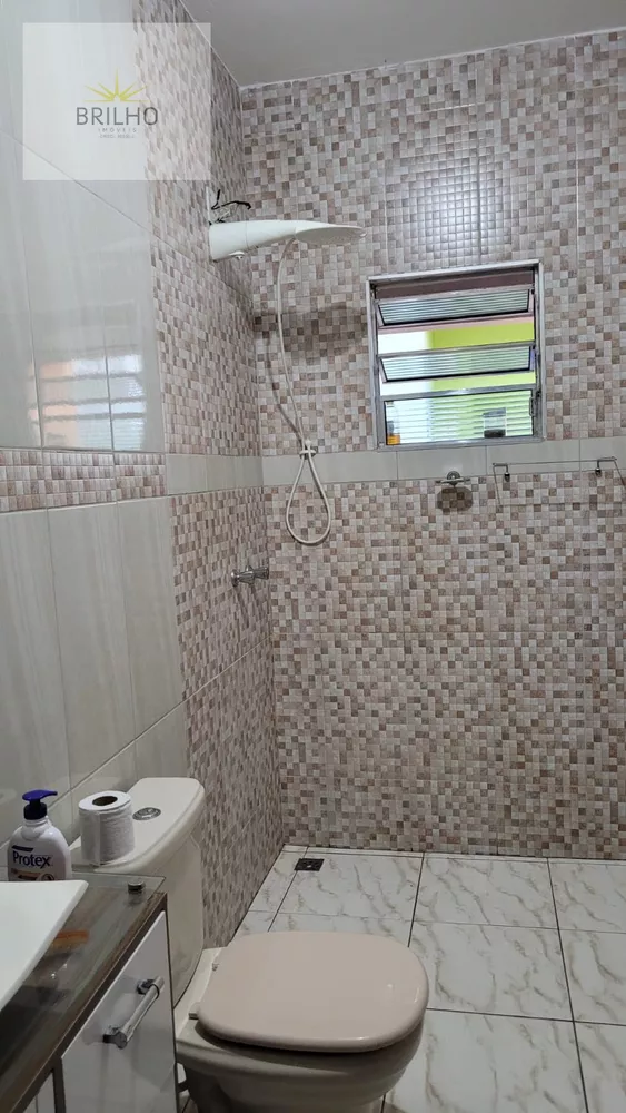 Casa à venda com 2 quartos, 200m² - Foto 3