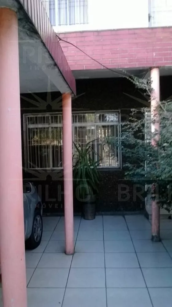 Sobrado à venda e aluguel com 2 quartos, 197m² - Foto 1