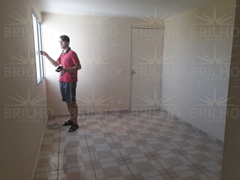 Apartamento para alugar com 2 quartos, 56m² - Foto 4