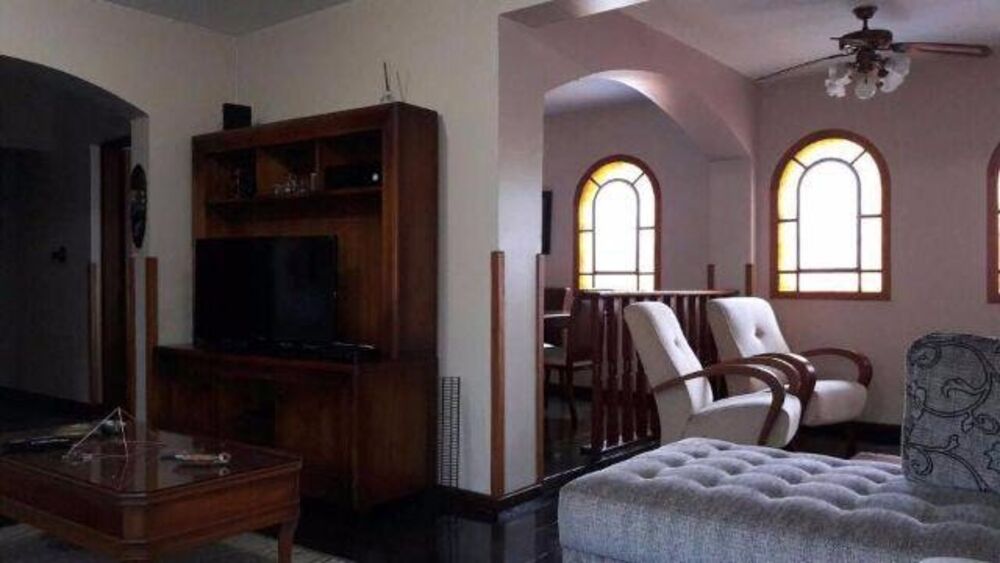 Casa de Condomínio à venda e aluguel com 3 quartos, 400m² - Foto 6