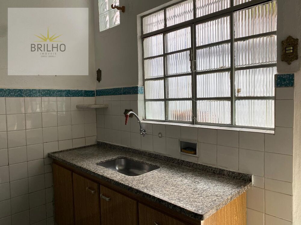 Casa, 4 quartos, 162 m² - Foto 2