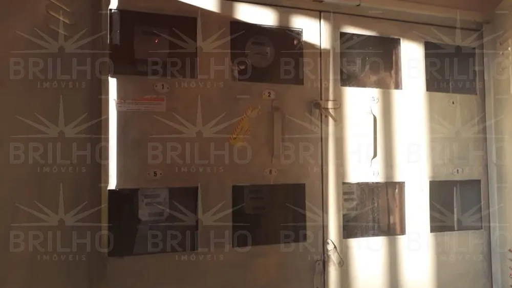 Sobrado, 8 quartos, 375 m² - Foto 4