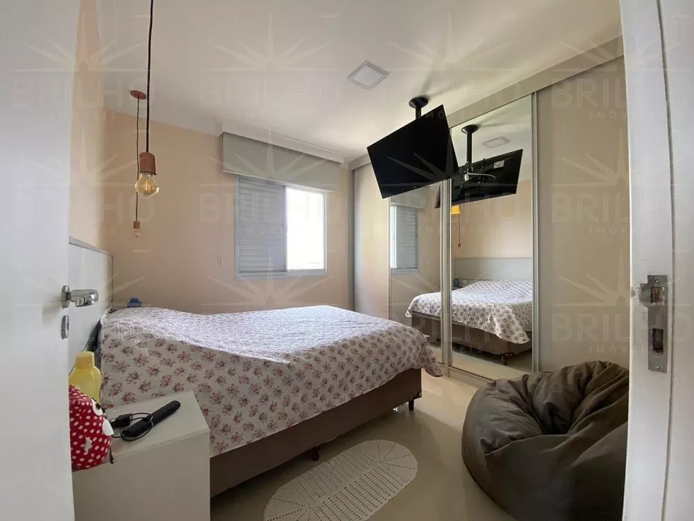 Apartamento à venda com 3 quartos, 80m² - Foto 1