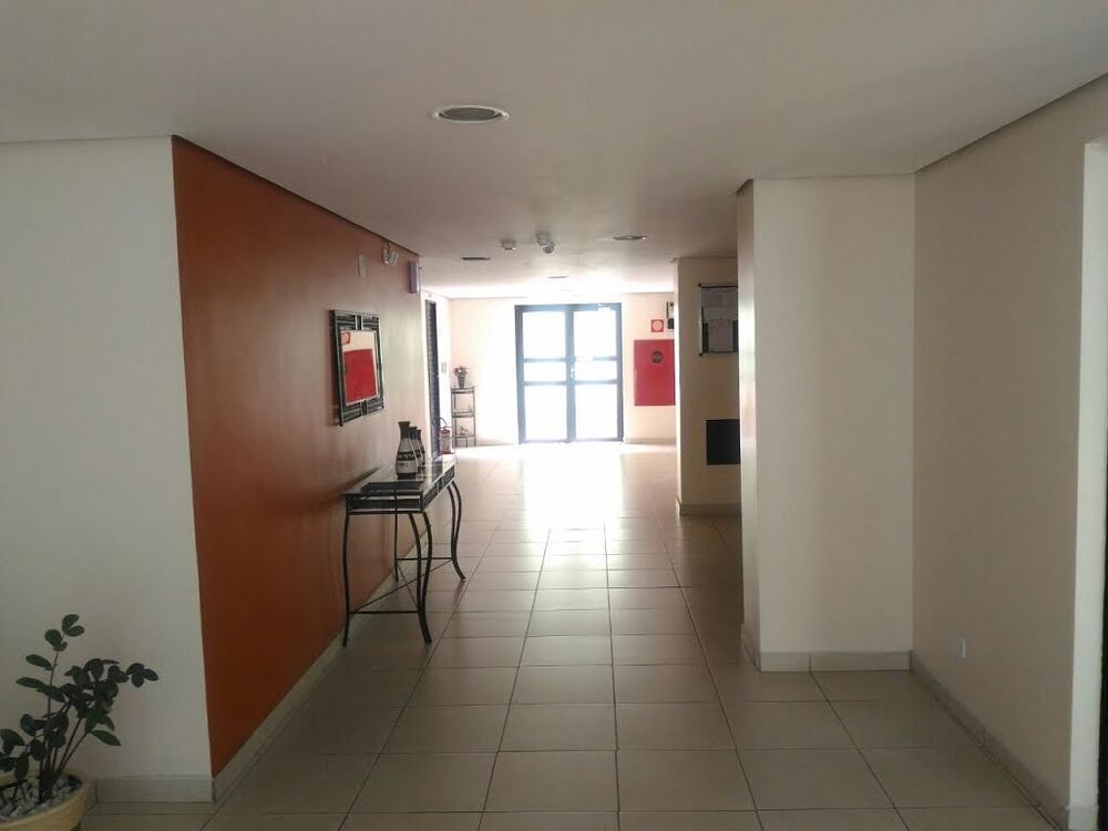 Apartamento à venda e aluguel com 3 quartos - Foto 2