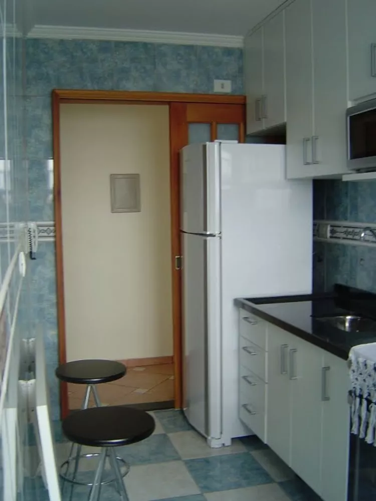 Apartamento à venda com 3 quartos, 68m² - Foto 4