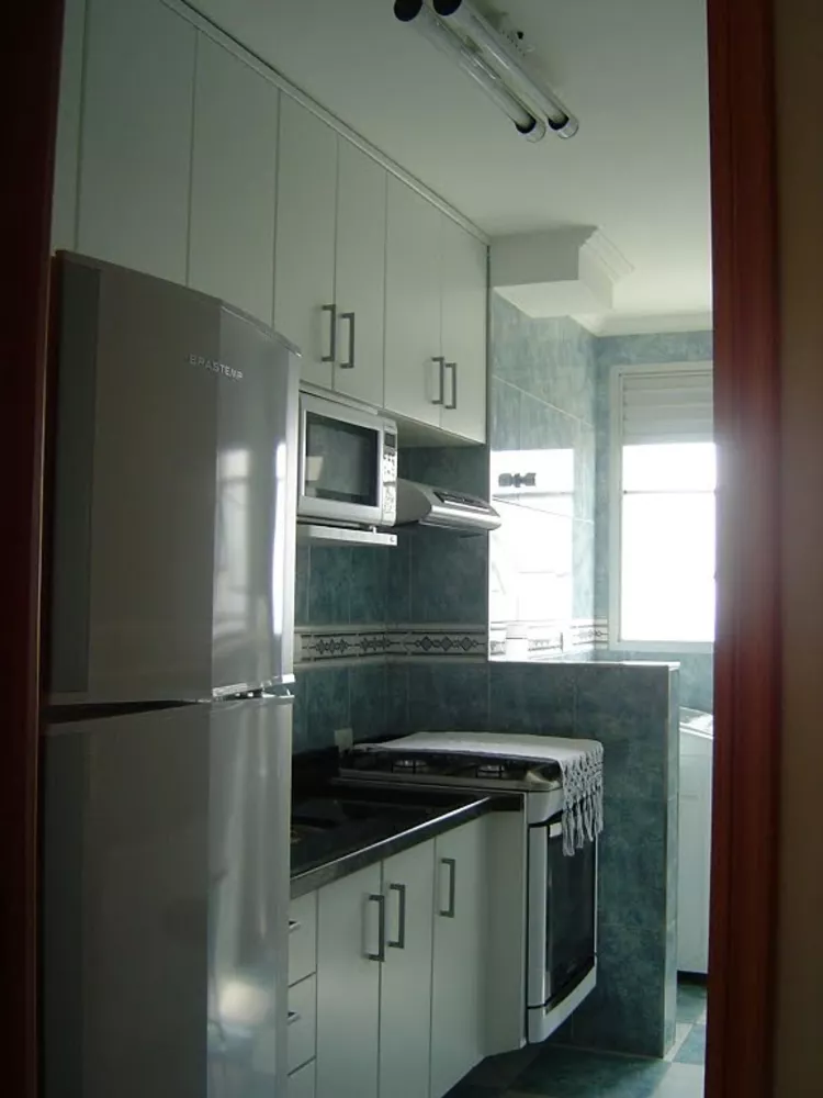 Apartamento à venda com 3 quartos, 68m² - Foto 3