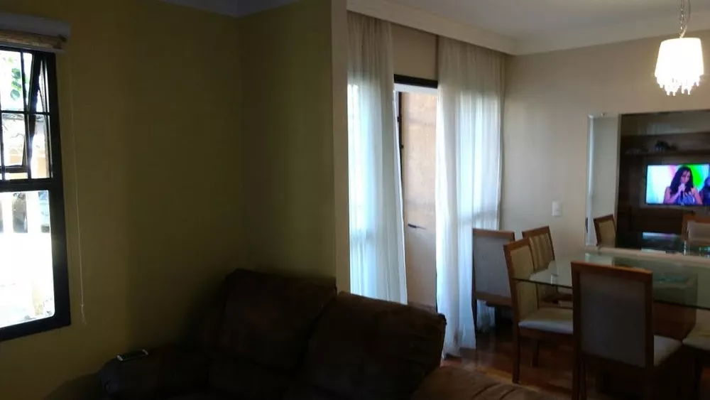 Apartamento à venda com 2 quartos, 67m² - Foto 4