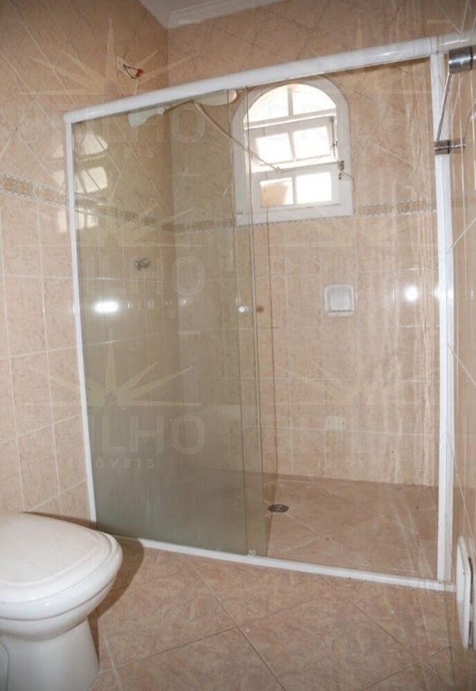 Sobrado, 3 quartos, 311 m² - Foto 1