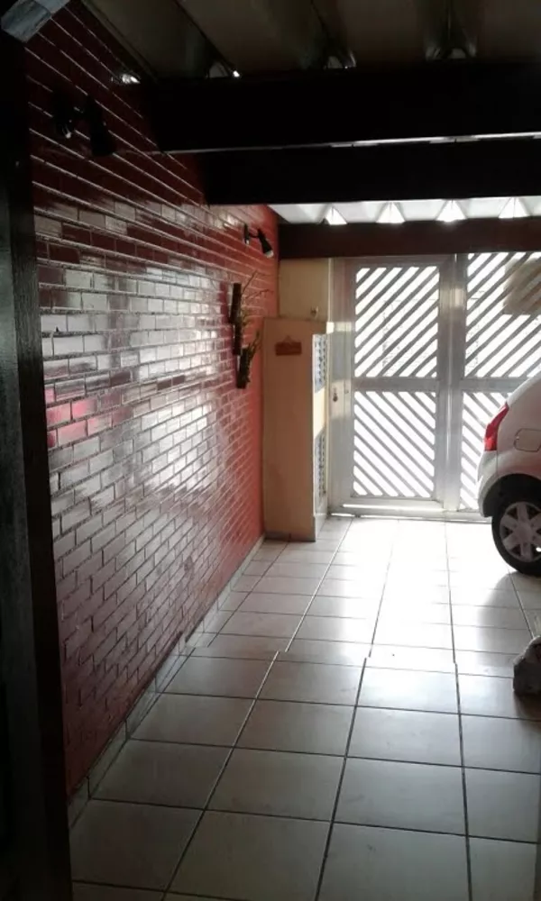 Sobrado à venda com 2 quartos, 143m² - Foto 2