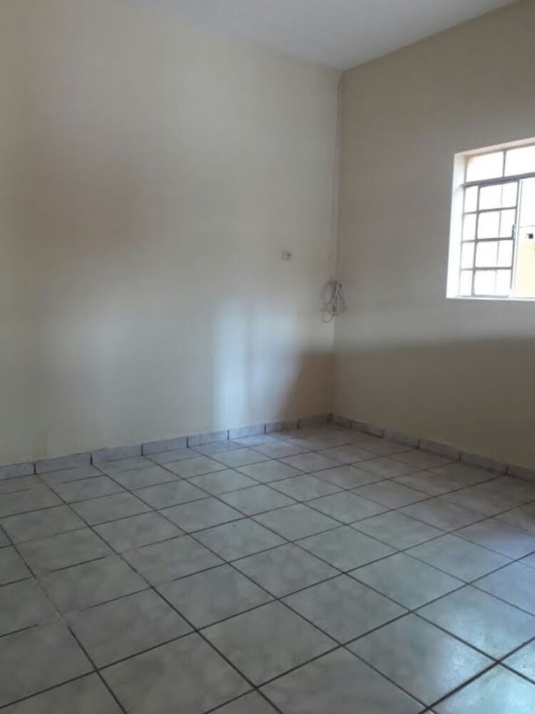Casa para alugar com 2 quartos, 95m² - Foto 7