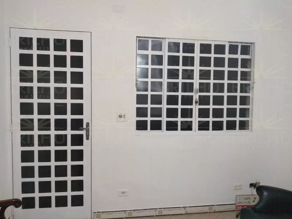 Sobrado à venda com 2 quartos, 125m² - Foto 2