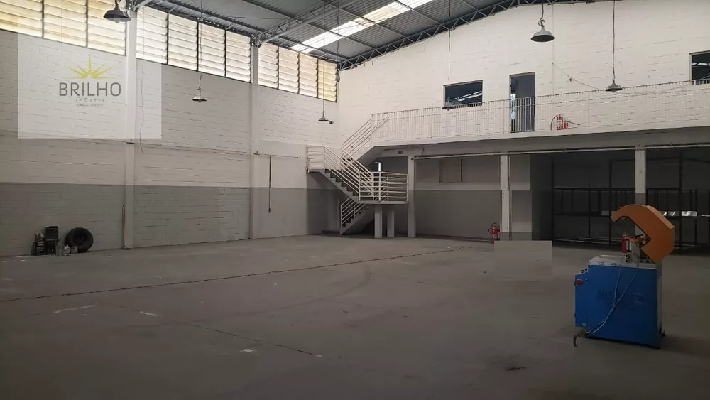 Depósito-Galpão-Armazém para alugar, 750m² - Foto 3