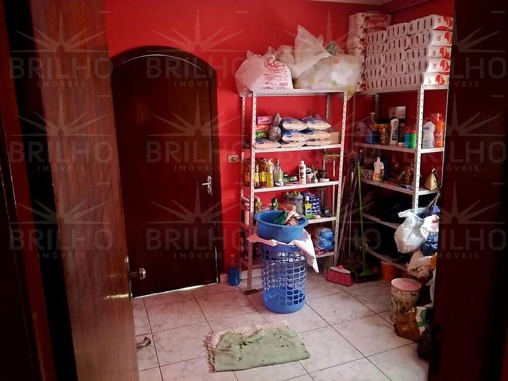 Sobrado, 3 quartos, 220 m² - Foto 2