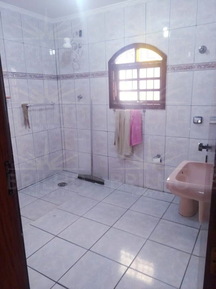 Sobrado, 3 quartos, 220 m² - Foto 1