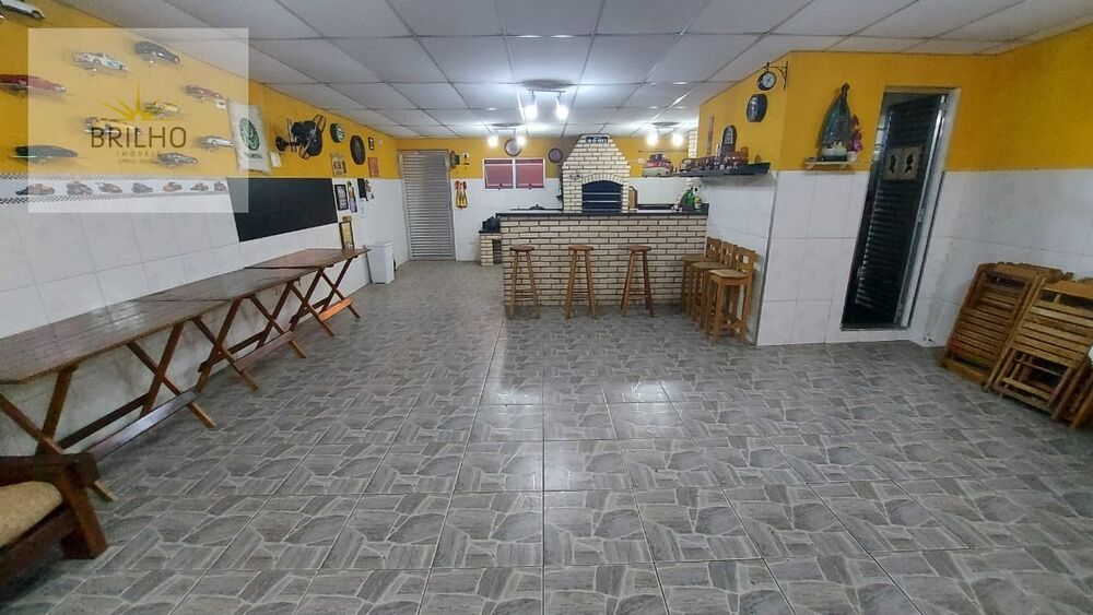 Sobrado, 3 quartos, 400 m² - Foto 1