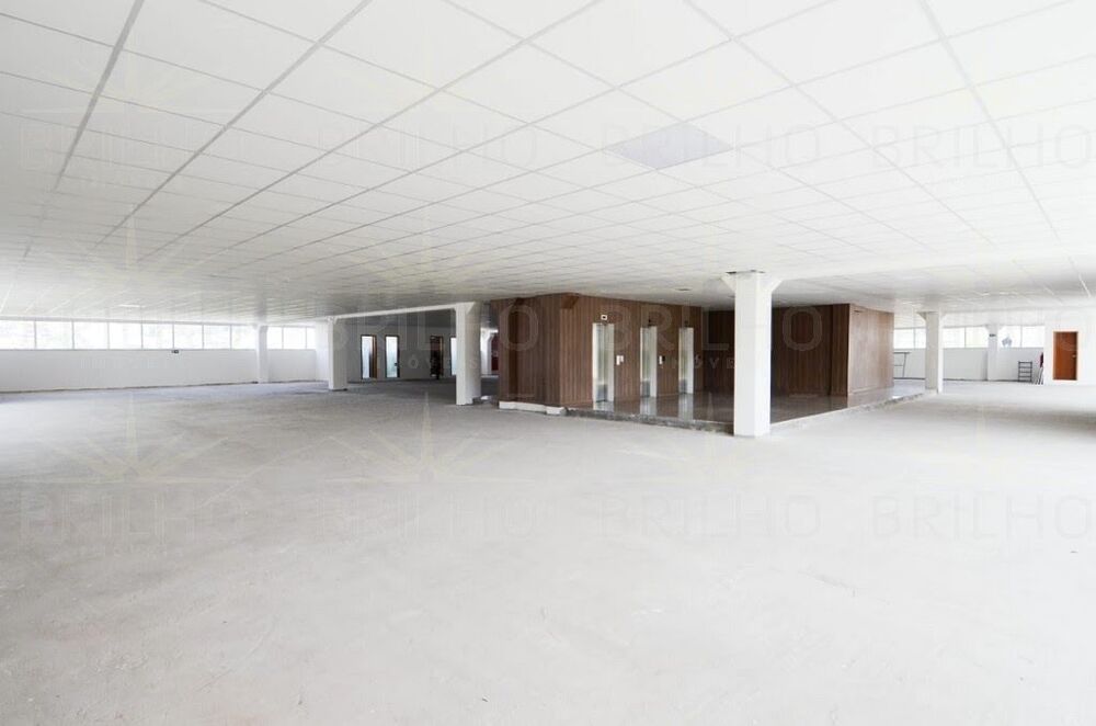 Depósito-Galpão-Armazém para alugar, 1650m² - Foto 7