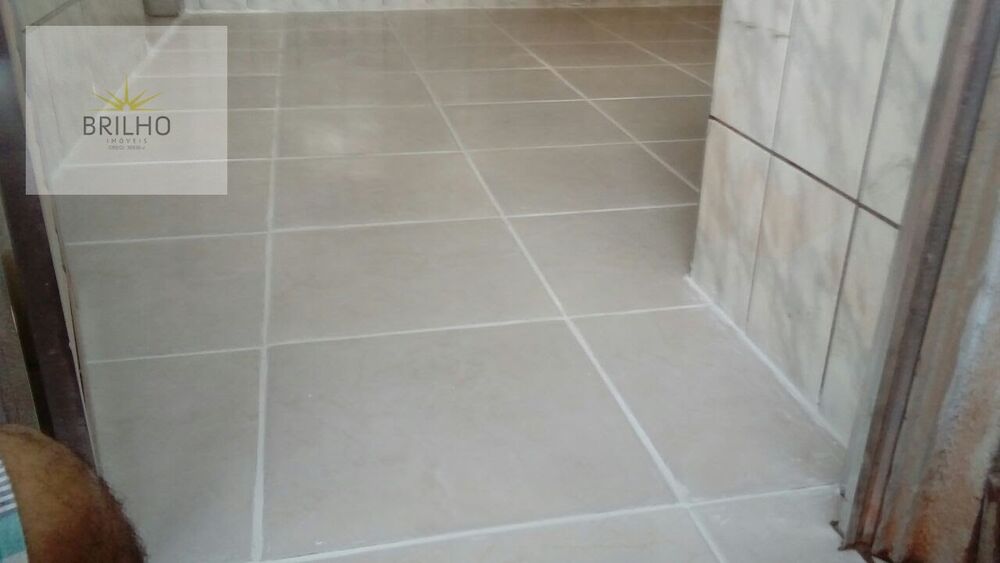 Casa à venda com 5 quartos, 175m² - Foto 6