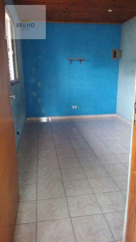 Casa à venda com 5 quartos, 175m² - Foto 3