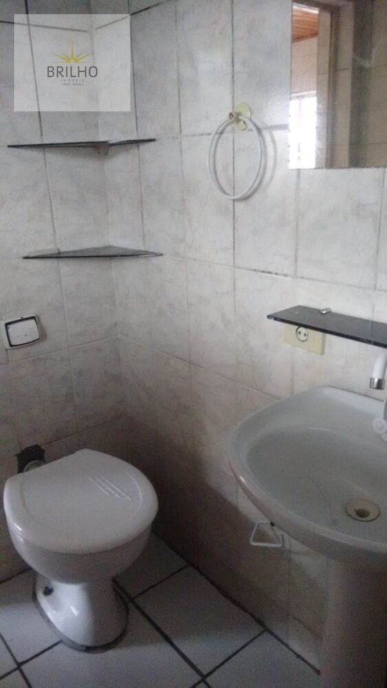 Casa à venda com 5 quartos, 175m² - Foto 5