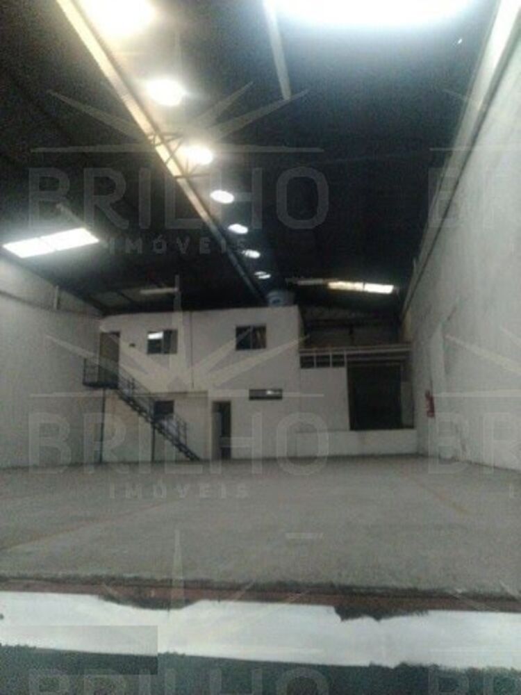 Depósito-Galpão-Armazém para alugar, 900m² - Foto 2