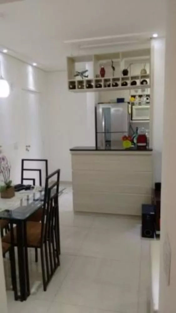 Apartamento à venda com 2 quartos, 57m² - Foto 3