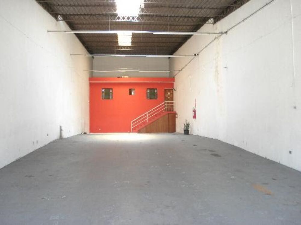 Depósito-Galpão-Armazém para alugar, 320m² - Foto 1