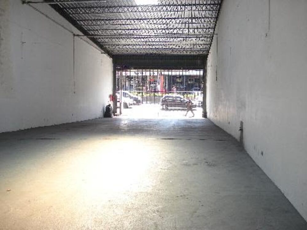 Depósito-Galpão-Armazém para alugar, 320m² - Foto 2