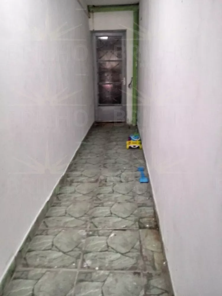 Sobrado à venda com 4 quartos, 200m² - Foto 2