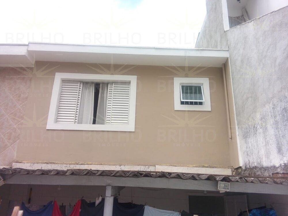Sobrado à venda com 3 quartos, 232m² - Foto 2